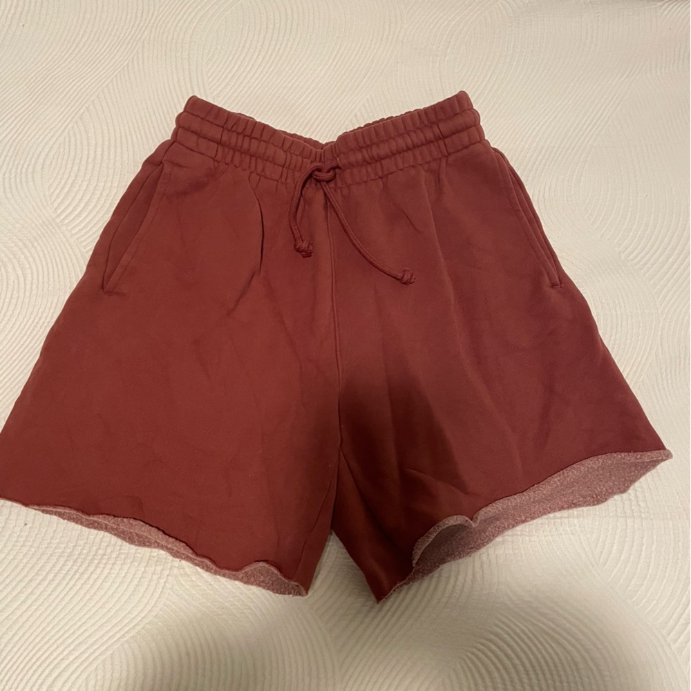 Aritzia TNA Cozy Fleece Boyfriend Sweat shorts XS